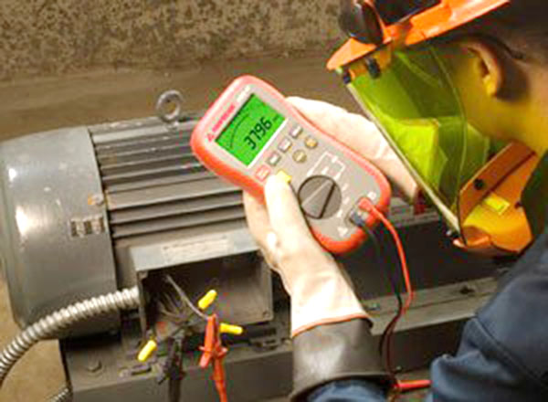 頻率為60Hz的電機(jī)能否連接到50HZ電源？